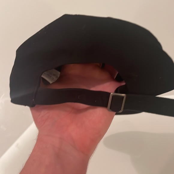 Hollister | Hat | Black | Embroidered Logo | Great Condition | Toon Art - Picture 2 of 3